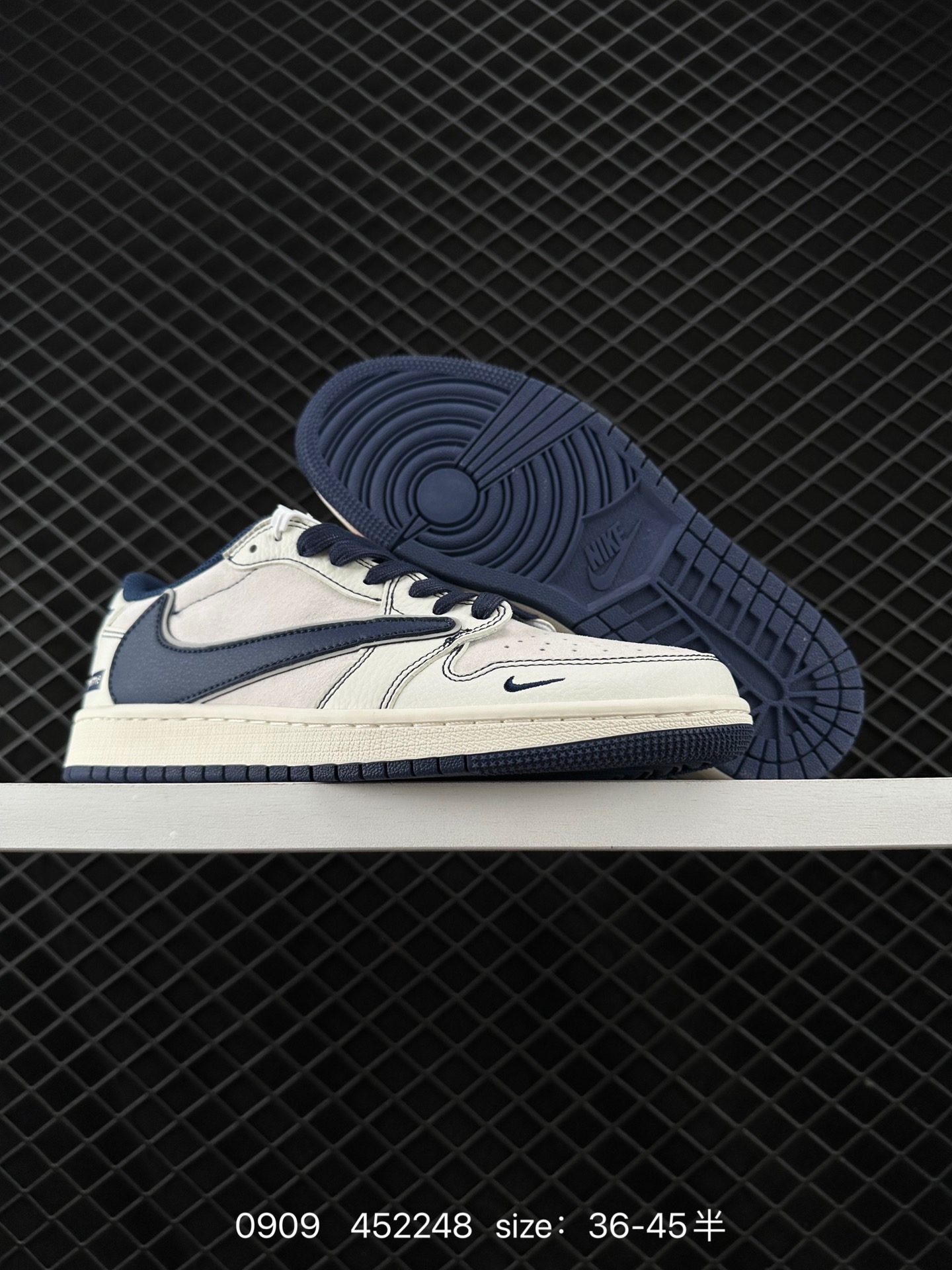 Travis Scott x Air Jordan 1 ” Reverse Mocha “